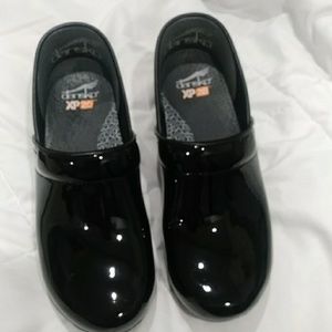 Dansko patent leather shoes